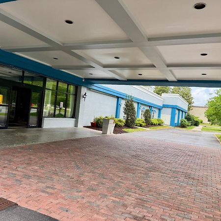Days Hotel By Wyndham Williamsburg I-64 Exterior foto