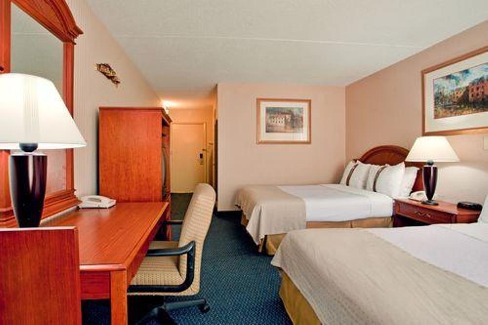 Days Hotel By Wyndham Williamsburg I-64 Exterior foto