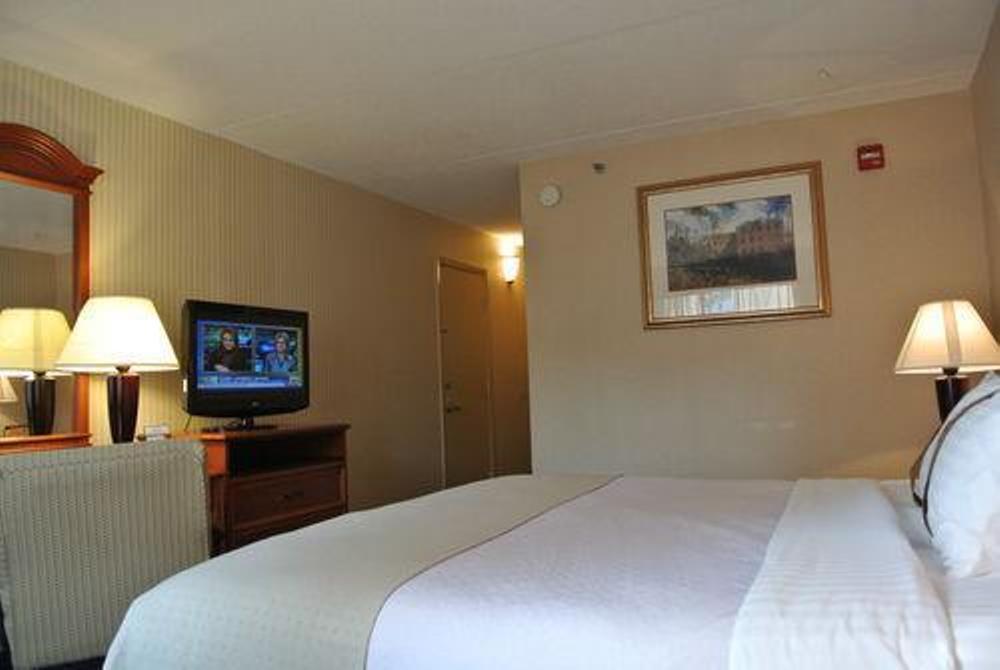 Days Hotel By Wyndham Williamsburg I-64 Exterior foto